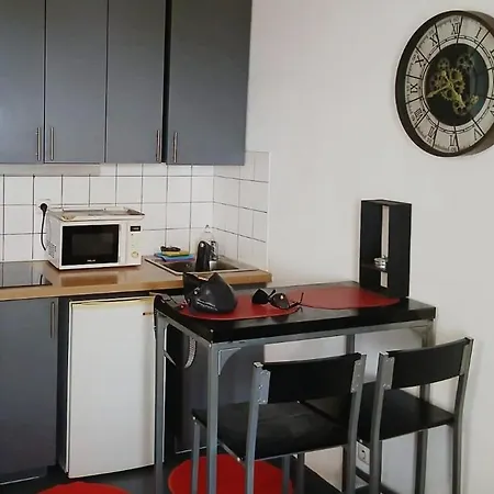 Apartment Aux Pieds Du Port De Canet-plage